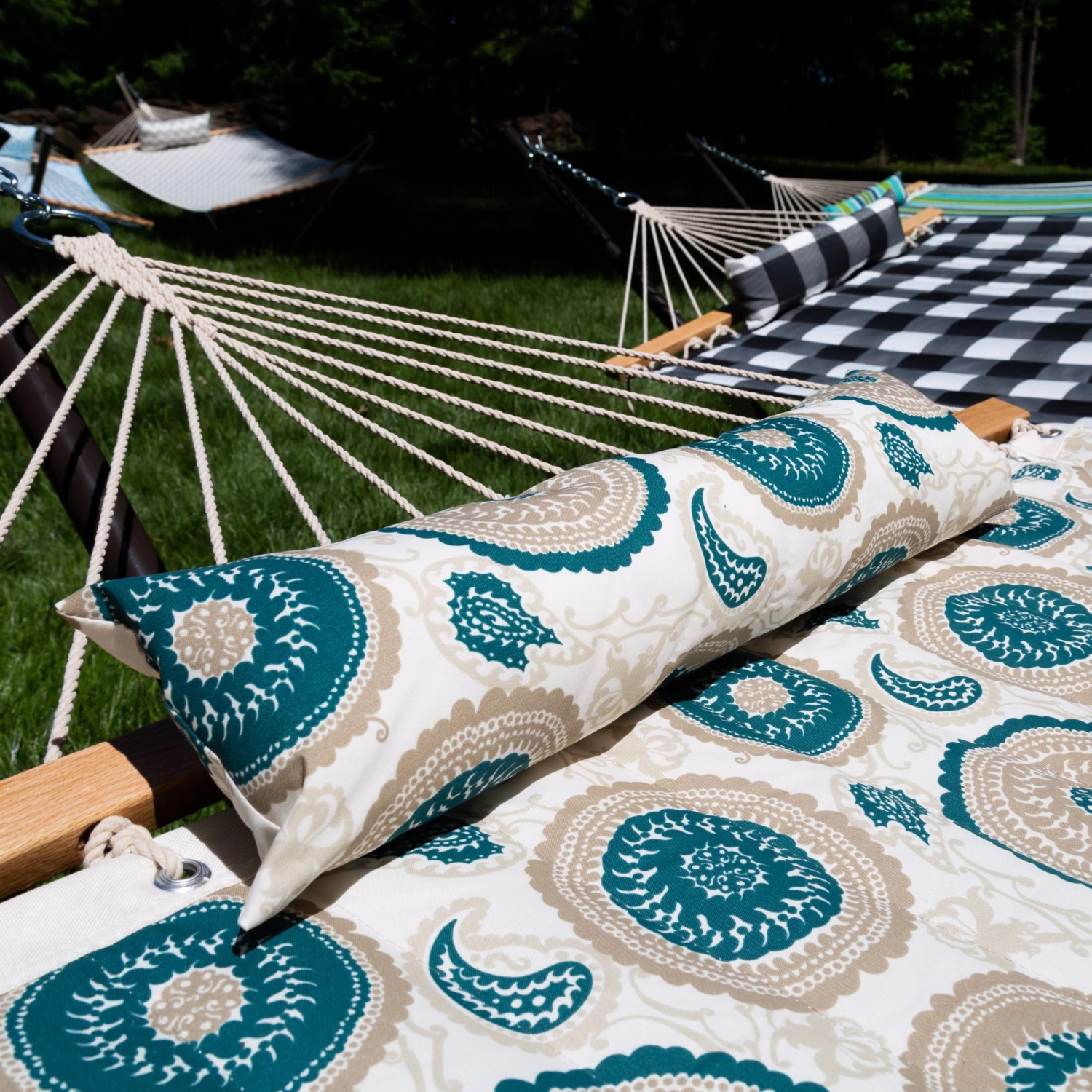 Large 45'' Quilted Fabric Hammock With Patented KD Space Saving Hammock Stand And Pillow Combo - Medallion 5 Large 45'' Quilted Fabric Hammock With Patented KD Space Saving Hammock Stand And Pillow Combo - Medallion - Image 3