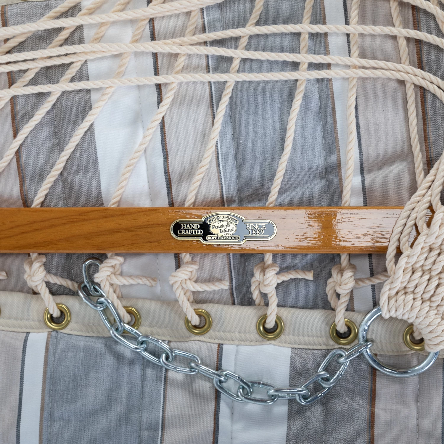 Large Quilted Sunbrella Fabric Hammock - Expand Dove 7 Large Quilted Sunbrella Fabric Hammock - Expand Dove - Image 5