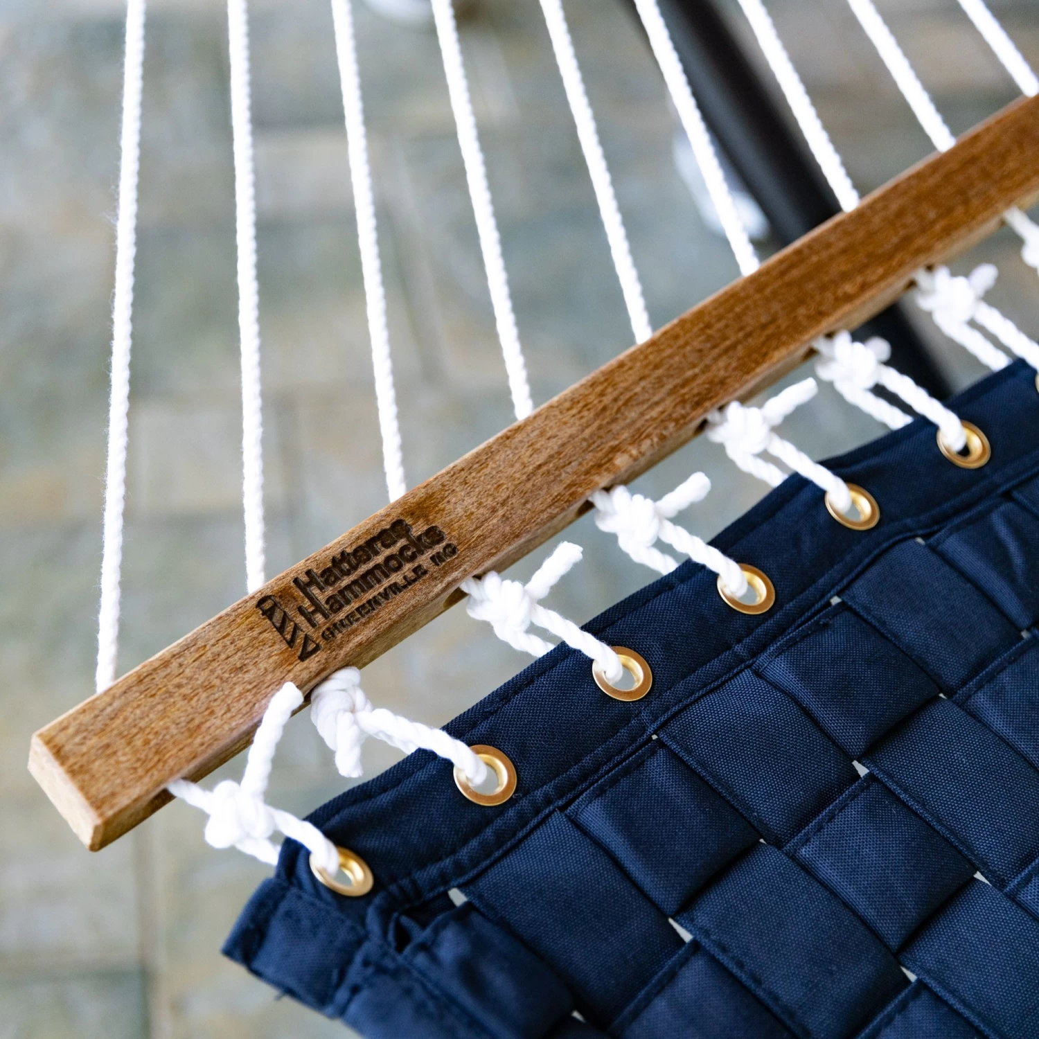 Soft Weave Hammock - Navy 5 Soft Weave Hammock - Navy - Image 3