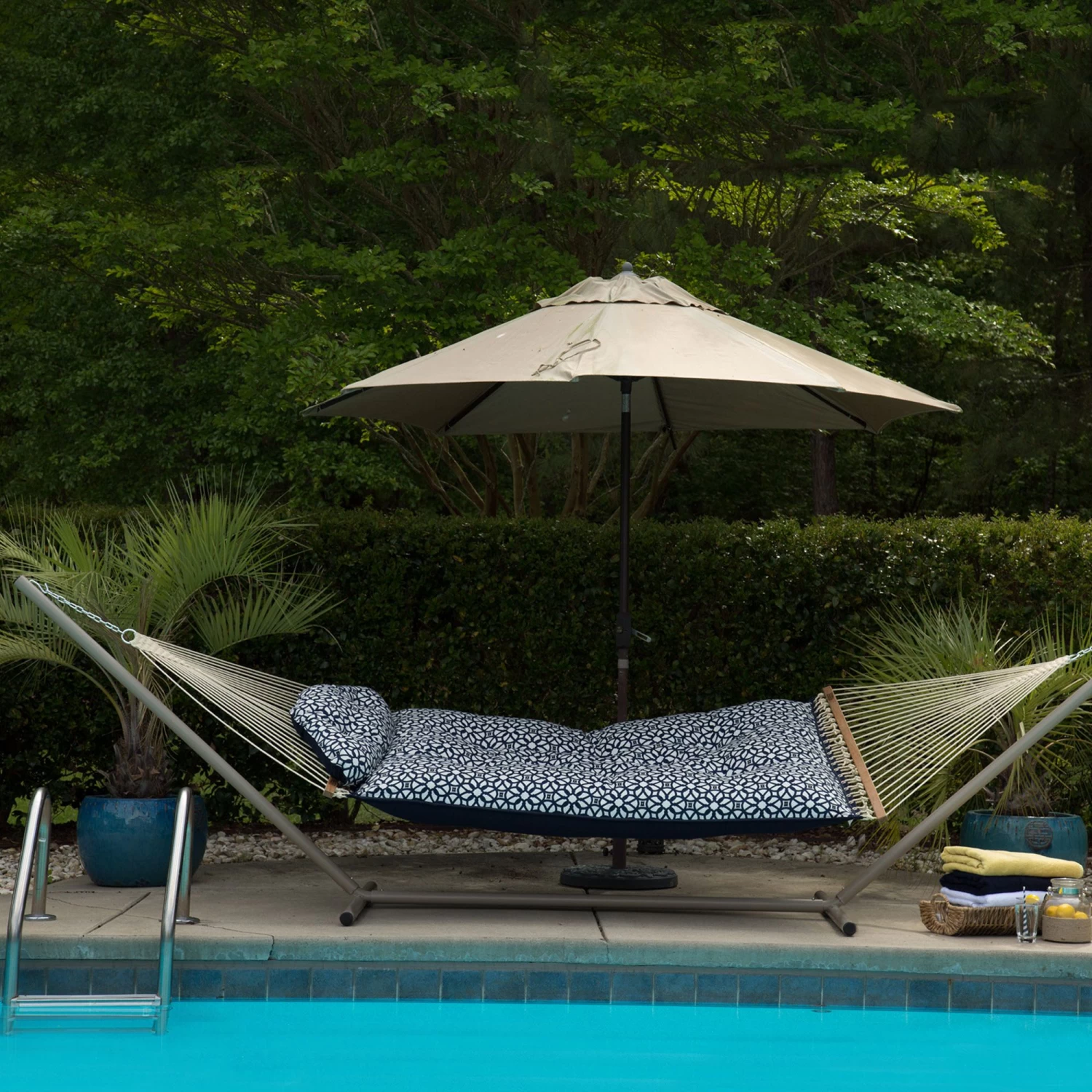 Large Sunbrella Tufted Hammock With Detachable Pillow - Luxe Indigo 5 Large Sunbrella Tufted Hammock With Detachable Pillow - Luxe Indigo - Image 3